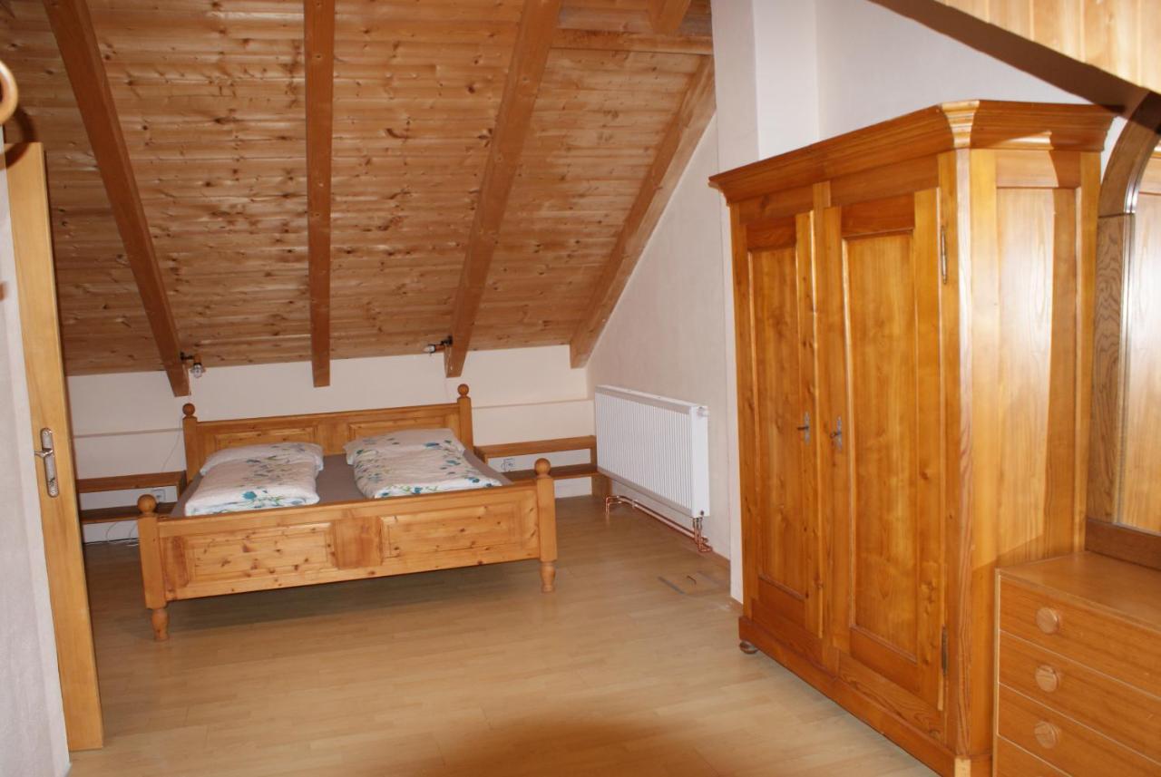Rustikale Und Grosszuegige Ferienwohnung Kasperske Hory Dış mekan fotoğraf